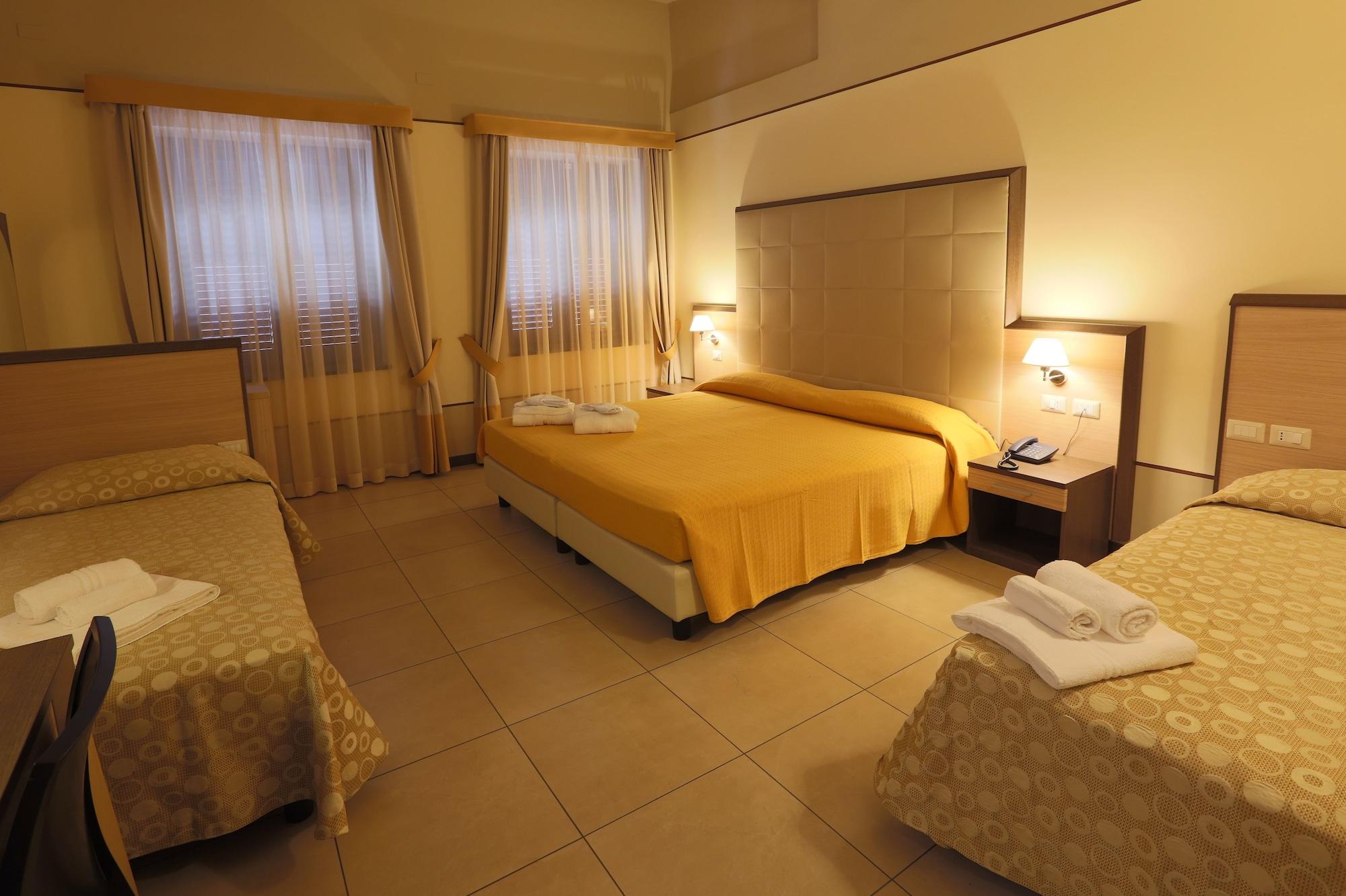 Hotel Milazzo Exterior foto